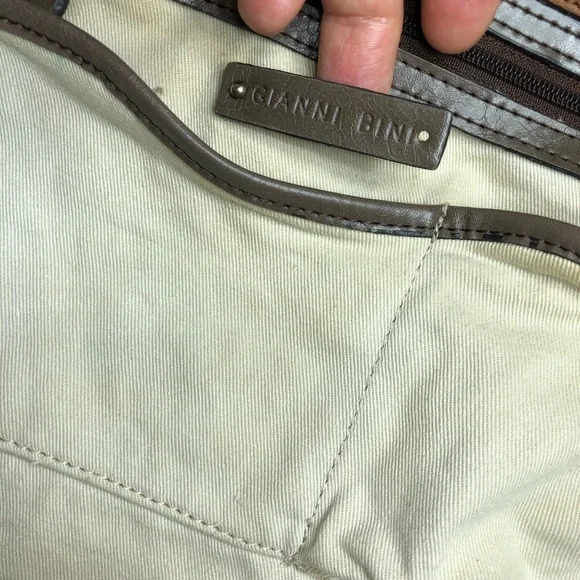 Gianni Bini Brown Leather Vintage Studded Hobo Magnetic Closure Fringe Bag Purse - Picture 11 of 16